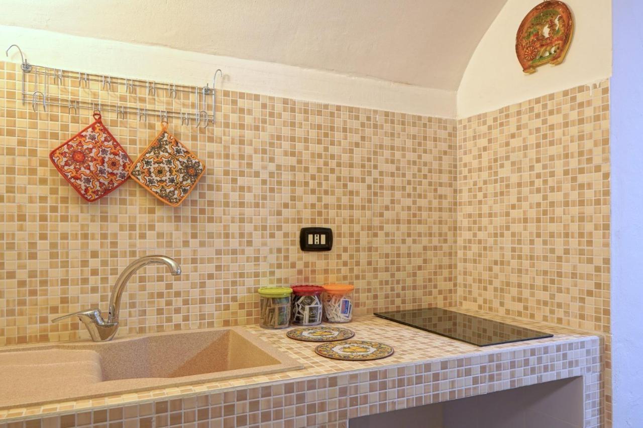 La Grotta Di Filomena Apartment Катания Екстериор снимка