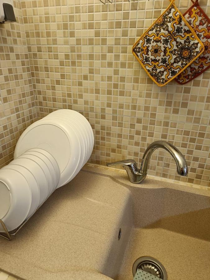 La Grotta Di Filomena Apartment Катания Екстериор снимка